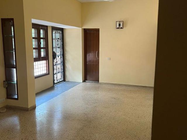 Sector 26, Noida Central 2 Bedroom 1250 Sq. Ft. Independent House in Sector 26 Noida Listing ID: #10377