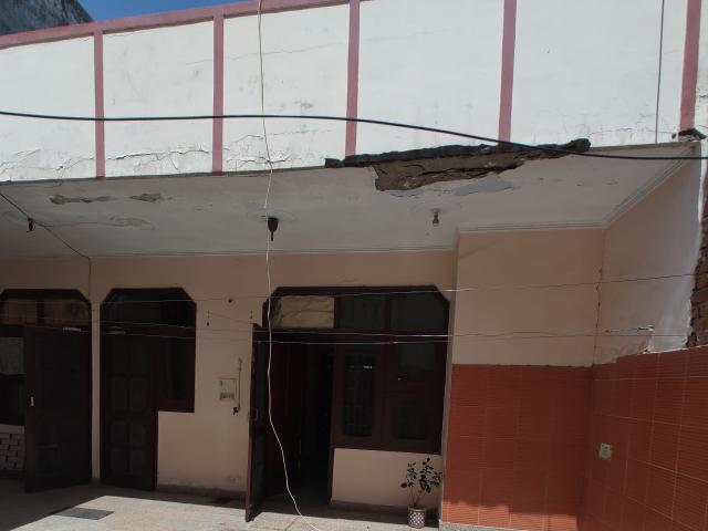 Sector 28, Faridabad Central 3 Bedroom 250 Sq. Yd. Independent House in Sector 28 Faridabad Listing ID: #10245