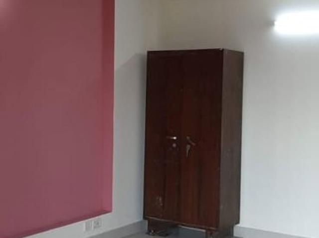 Sector 31, Noida Central 2 Bedroom 2000 Sq. Ft. Independent House in Sector 31 Noida Listing ID: #10379