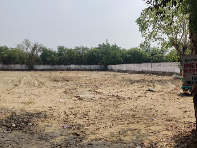 Sector 34 300 Sq.Mt. Plot in Sector 34 Noida Listing ID: #8833