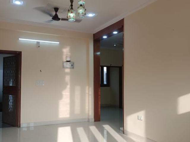 Sector 37, Central Gurgaon 2 Bedroom 776 Sq. Ft. Builder Floor in Sector 37 Gurgaon Listing ID: #10212