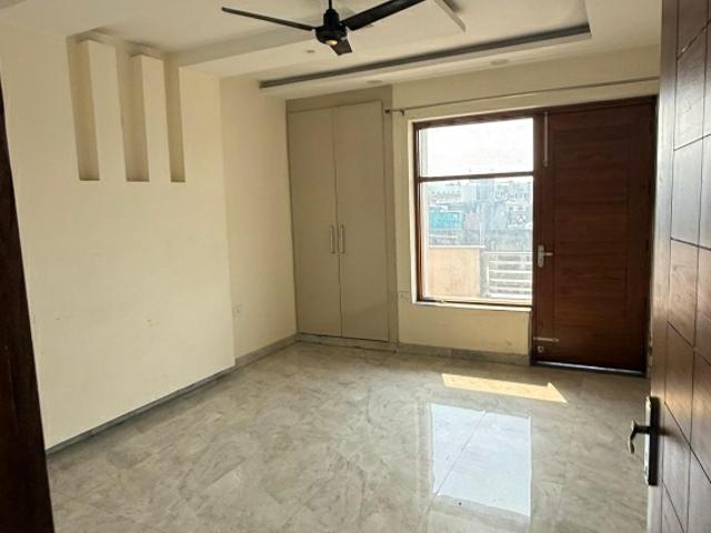 Sector 37, Faridabad North 2 Bedroom 1440 Sq. Ft. Builder Floor in Sector 37 Faridabad Listing ID: #10358