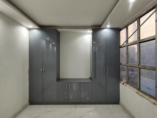 Sector 37, Faridabad North 3 Bedroom 1250 Sq. Ft. Builder Floor in Sector 37 Faridabad Listing ID: #10378