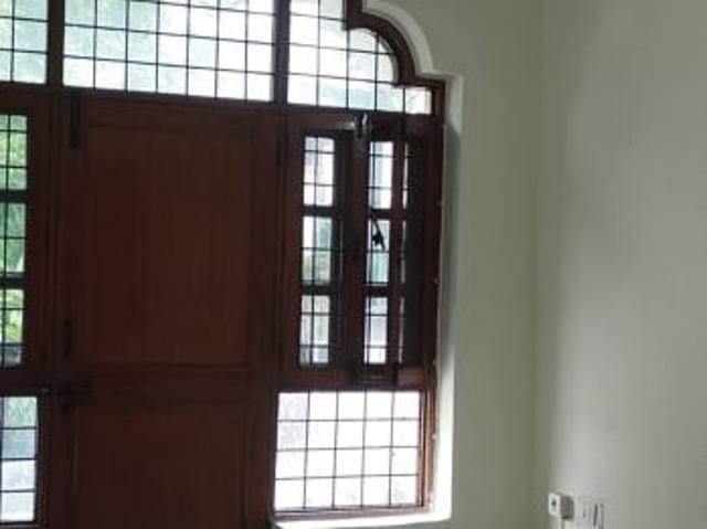 Sector 39, Noida Central 3 Bedroom 2868 Sq. Ft. Builder Floor in Sector 39 Noida Listing ID: #10146
