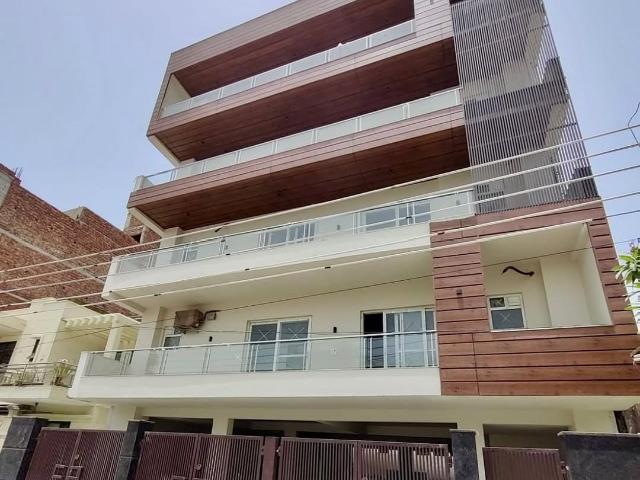 Sector 7, Faridabad Central 4 Bedroom 350 Sq. Yd. Builder Floor in Sector 7 Faridabad Listing ID: #10386