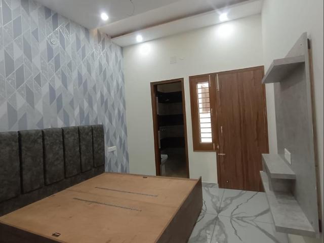 Sector 40 6+ Bedroom 200 Sq. Yd. Independent House in Sector 40 Chandigarh Listing ID: #9966