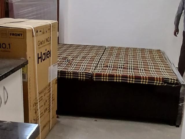 Sector 40, Central Gurgaon 1 RK 230 Sq. Ft. Builder Floor in Sector 40 Gurgaon Listing ID: #10392