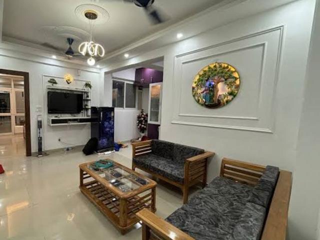 Sector 40, Noida Central 3 Bedroom 375 Sq. Yd. Builder Floor in Sector 40 Noida Listing ID: #10396