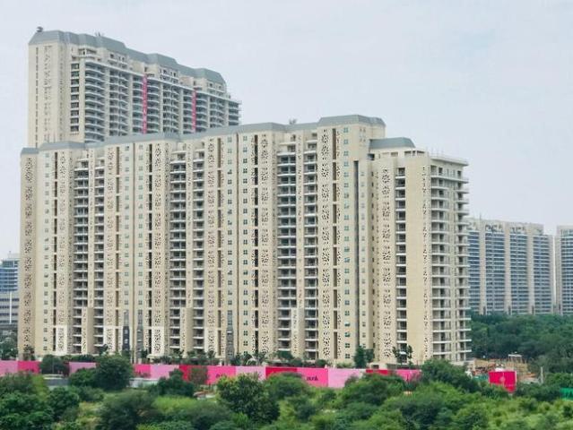 Sector 42 4 BHK Apartment For Sale Gurgaon