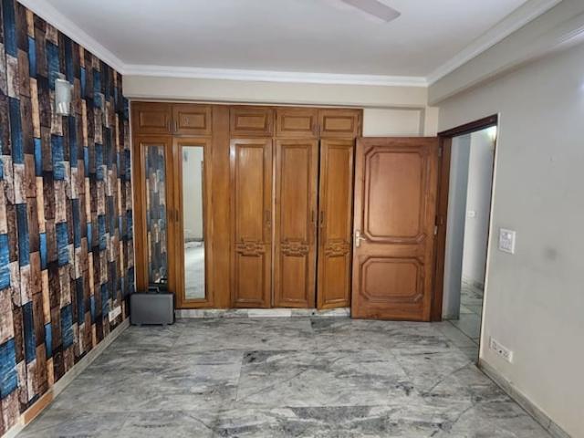 Sector 43, Golf Course Road 1 Bedroom 165 Sq. Yd. Builder Floor in Sector 43 Gurgaon Listing ID: #10399