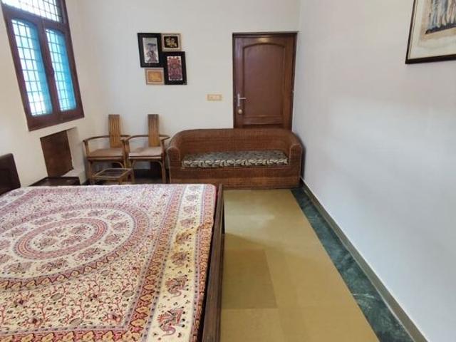 Sector 44, Noida Central 1 RK 549 Sq. Ft. Builder Floor in Sector 44 Noida Listing ID: #10049