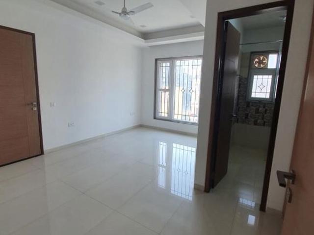 Sector 45, Central Gurgaon 3 Bedroom 2800 Sq. Ft. Builder Floor in Sector 45 Gurgaon Listing ID: #10344