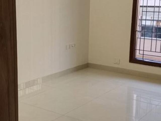 Sector 45 Gurgaon 3 Bedroom 1650 Sq. Ft. Apartment in Sector 45 Gurgaon Listing ID: #10268