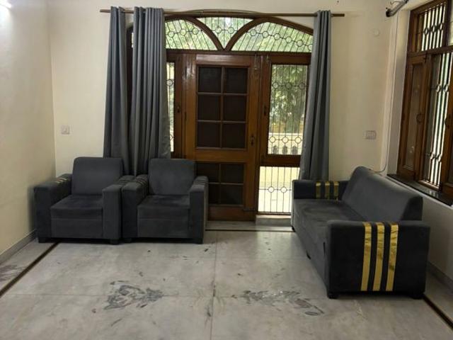 Sector 46 Gurgaon Haryana 3 Bedroom 2100 Sq. Ft. Builder Floor in Sector 46 Gurgaon Listing ID: #9857