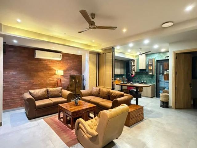 Sector 46, Noida Central 6+ Bedroom 6000 Sq. Ft. Villa in Sector 46 Noida Listing ID: #10002