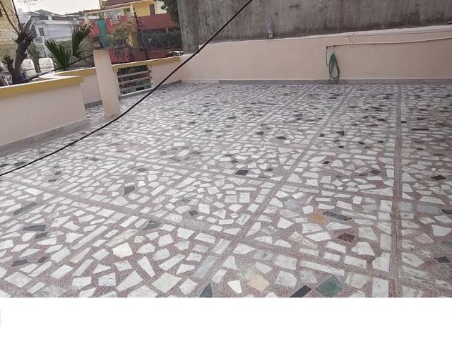 Sector 48, Noida Central 2 Bedroom 300 Sq. Mt. Villa in Sector 48 Noida Listing ID: #10247