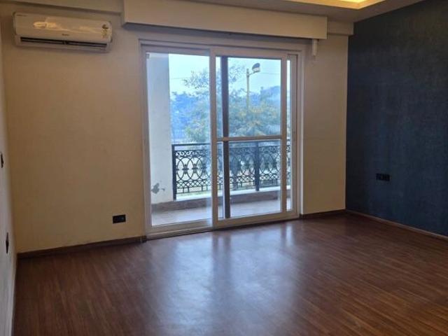 Sector 4, Central Gurgaon 3 Bedroom 400 Sq. Ft. Builder Floor in Sector 4 Gurgaon Listing ID: #10121