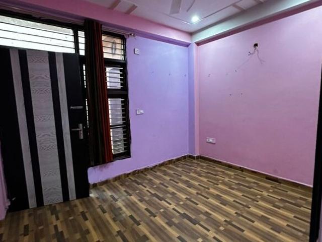 Sector 51, Central Gurgaon 2 Bedroom 1400 Sq. Ft. Builder Floor in Sector 51 Gurgaon Listing ID: #10378