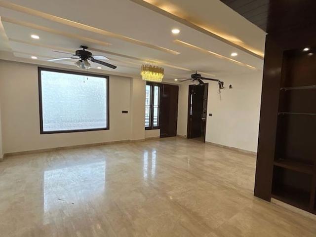 Sector 51 Noida 6+ Bedroom 300 Sq. Ft. Independent House in Sector 51 Noida Listing ID: #10313