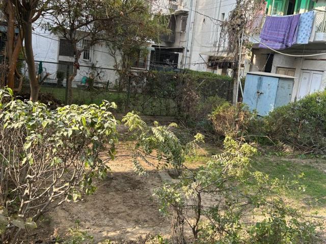Sector 56, Noida Central 3 Bedroom 1875 Sq. Ft. Villa in Sector 56 Noida Listing ID: #10333