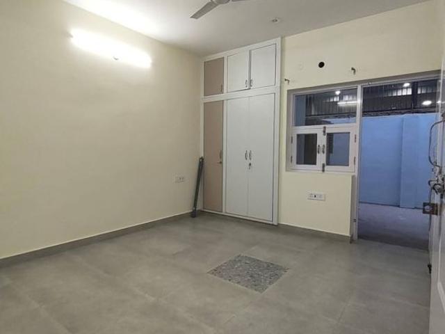 Sector 57, Central Gurgaon 2 Bedroom 204 Sq. Yd. Independent House in Sector 57 Gurgaon Listing ID: #10313