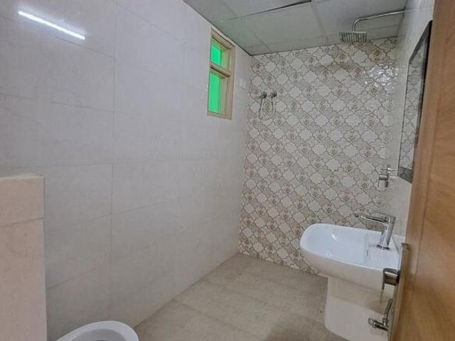 Sector 57, Central Gurgaon 3 Bedroom 1836 Sq. Ft. Builder Floor in Sector 57 Gurgaon Listing ID: #10279