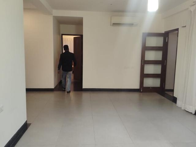 Sector 57, Central Gurgaon 3 Bedroom 1900 Sq. Ft. Builder Floor in Sector 57 Gurgaon Listing ID: #10095