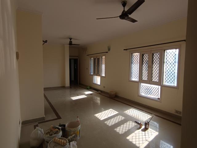 Sector 57, Central Gurgaon 3 Bedroom 1900 Sq. Ft. Builder Floor in Sector 57 Gurgaon Listing ID: #10302