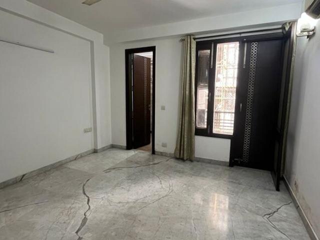 Sector 57, Central Gurgaon 3 Bedroom 300 Sq. Ft. Builder Floor in Sector 57 Gurgaon Listing ID: #10401