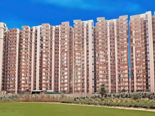 Sector 63 2 BHK Apartment For Sale Noida
