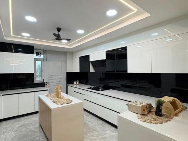 Sector 65, Golf Course Extension 3 Bedroom 590 Sq. Yd. Builder Floor in Sector 65 Gurgaon Listing ID: #10150