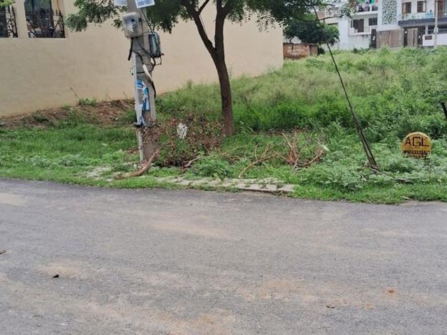 Sector 65, Faridabad South 350 Sq. Yd. Plot in Sector 65 Faridabad Listing ID: #9942