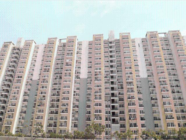 Sector 75 3 BHK Apartment For Sale Noida