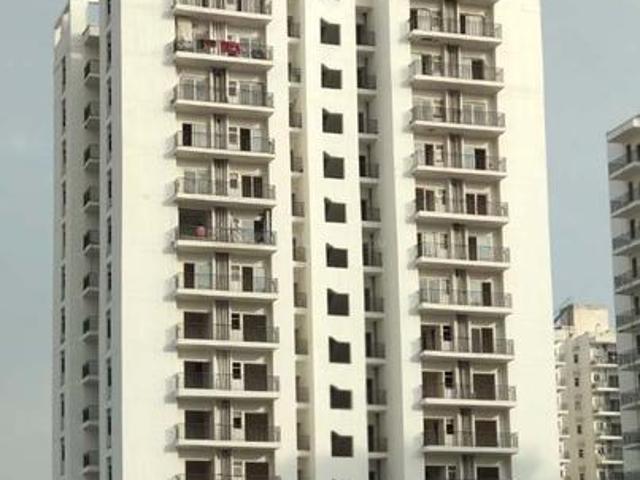 Sector 75 4 BHK Apartment For Sale Noida