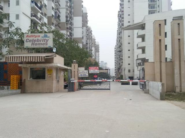 Sector 76 3.5 BHK Apartment For Sale Noida