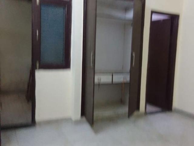 Sector 78, Noida Central 2 Bedroom 907 Sq. Ft. Builder Floor in Sector 78 Noida Listing ID: #10124