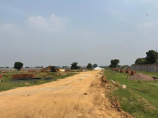 Sector 78, Neharpar Phase 2 388 Sq. Yd. Plot in Sector 78 Faridabad Listing ID: #10345