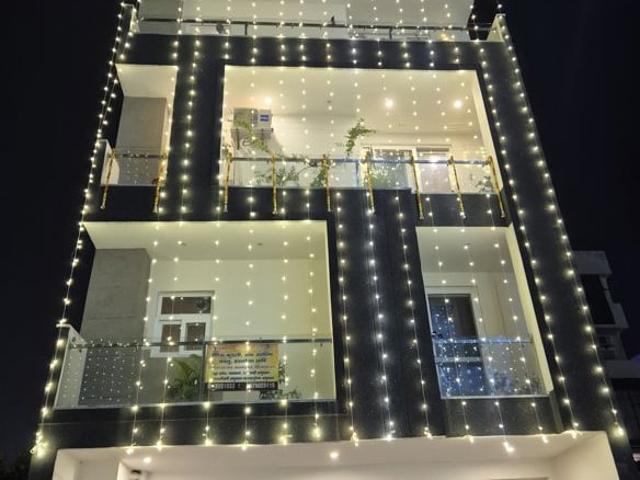 Sector 85, Neharpar Phase 1 3 Bedroom 165 Sq. Yd. Builder Floor in Sector 85 Faridabad Listing ID: #10387