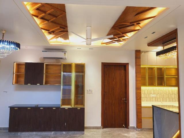 Sector 85, Neharpar Phase 1 3 Bedroom 350 Sq. Yd. Builder Floor in Sector 85 Faridabad Listing ID: #9925