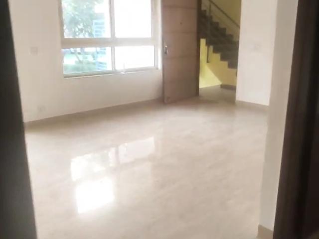 Sector 89, Neharpar Phase 1 3 Bedroom 284 Sq. Yd. Builder Floor in Sector 89 Faridabad Listing ID: #10063