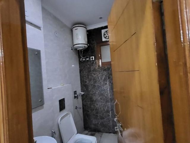 Sector 9, Central Gurgaon 2 Bedroom 160 Sq. Yd. Builder Floor in Sector 9 Gurgaon Listing ID: #10311