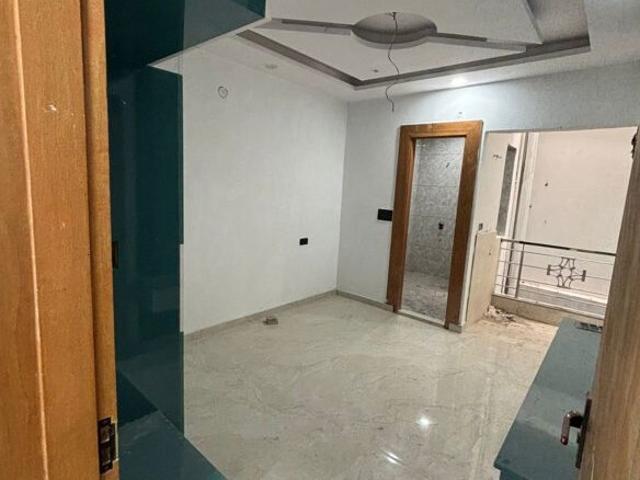 Sector 9, Faridabad Central 3 Bedroom 240 Sq. Ft. Builder Floor in Sector 9 Faridabad Listing ID: #10373