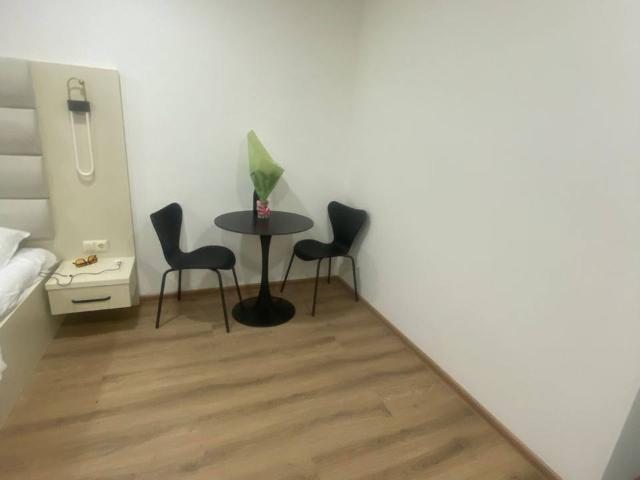 Sector A Pkt B &c Vasant Kunj 3 Bedroom 1450 Sq. Ft. Apartment in Vasant Kunj Delhi Listing ID: #9826