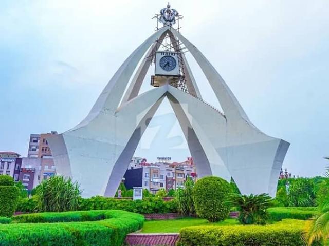 Sector B' *8 Marla* Prime Location plot for sale in Bahria Town