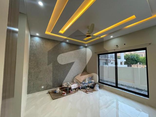 Sector C1 10 Marla Brand New House For Sale Bahria Enclave Sector C1