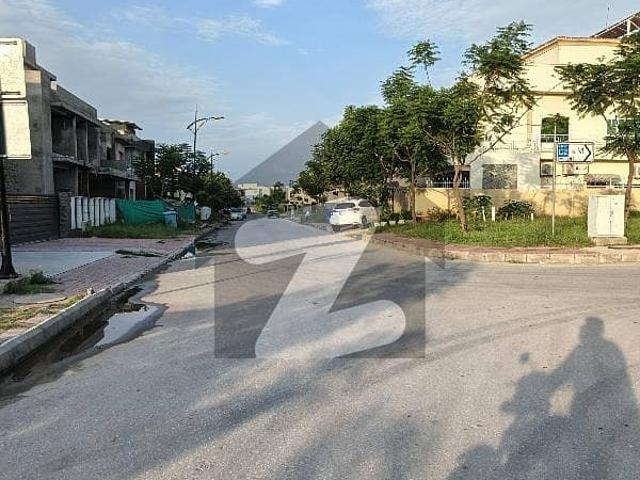 Sector C2 Prime Location Park Facing Plot For Sale In Bahria Enclave Islamabad