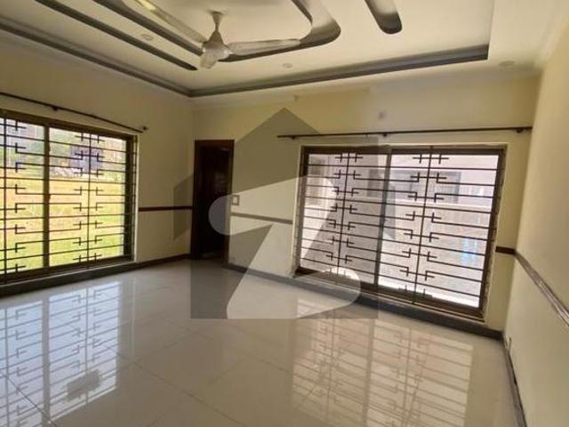 Sector F1 10M Double Story Single Unit Fully Renovation With Gass Full House Available For Rent Bahria Town Phase 8 Sector F 1
