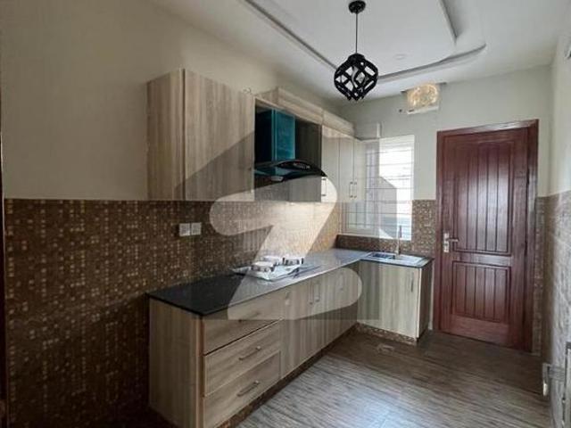 Sector H 5 Marla Boulevard House Excellent Construction Quality Sun facing House Available for Sale Bahria Enclave Sector H