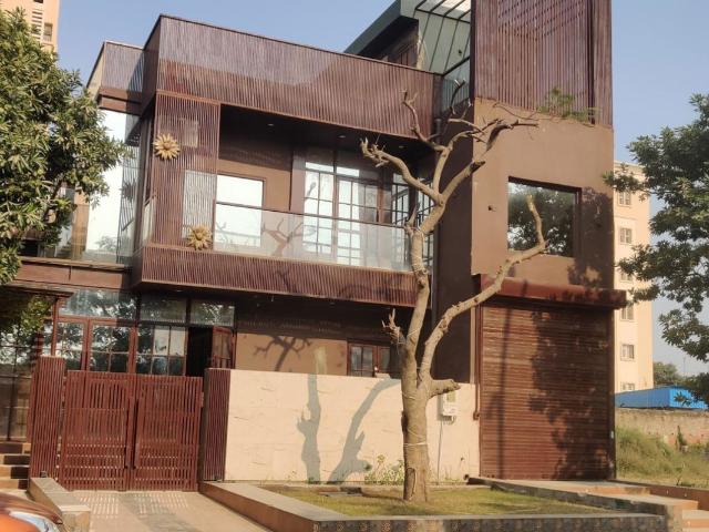 Sector Swarn Nagri, Greater Noida East 6+ Bedroom 288 Sq. Mt. Villa in Sector Swarn Nagri Greater Noida Listing ID: #10284
