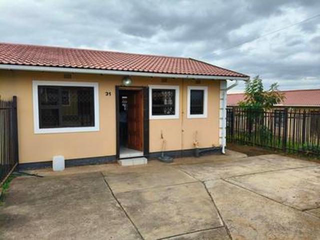 secure & modern 2 bedroom home to re.